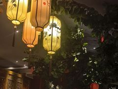 -八府香鸭·啫啫煲(华山路店)