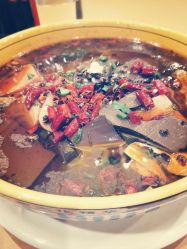 毛血旺-鑫淼餐饮娱乐中心(江东街店)