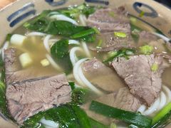 牛肉米线-云上千禾(水上店)