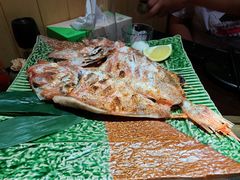 -山川小町·极番烧肉(新地假日广场店)