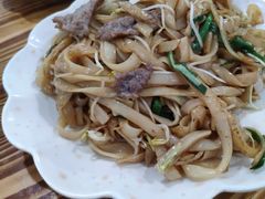 牛肉炒河粉-南记食粥坊·宵夜大排档(莲花总店)