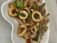 -覃记海鲜美食餐厅