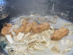 -陈大锅·岳阳鱼馆·地道岳阳菜(美食街店)