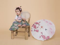 -咔咔儿童摄影馆