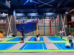 -反弹蹦床公园·亲子乐园·团建·派对(尚品奥莱店)