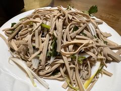 -溢心园非遗香河肉饼(总店)