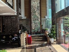 -凤凰楼酒家·粤宴点心(华强北店)