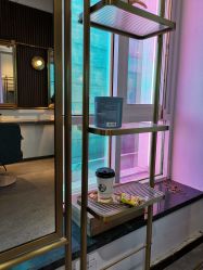 -PE SALON