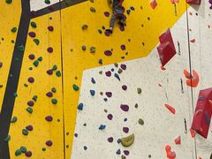 -问山MountQuest攀岩馆