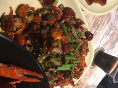 -巴厘龙虾·榜首油焖大虾(音乐学院·沿江酒馆店)