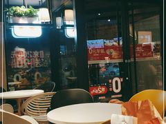 -肯德基(中纬店)