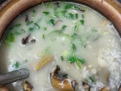 -辉记潮汕海鲜砂锅粥(市桥店)