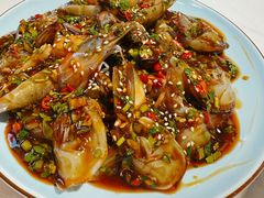 -嗨辣小聚·盘锦河蟹·海鲜烧烤龙虾(盘锦十年好店)