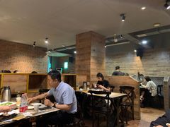 大堂-郑享吃烧烤烩面(红专路店)