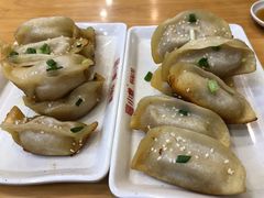-小姜锅贴(凤凰街店)