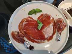 精品烤鸭-悦江(梅奔中心店)