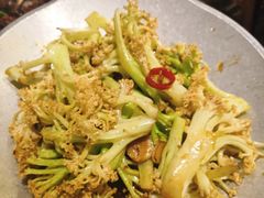 干锅有机菜花-一品酸菜鱼