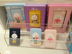 -泡泡玛特POPMART(蓝色港湾店)