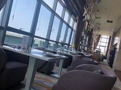 -青岛中心假日酒店·蓝天行政酒廊