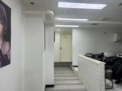 -米娜护肤造型