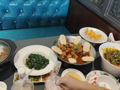 -江宴渔村·鱼鲜土菜(紫荆广场店)