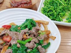 -裕记烧腊连锁餐饮(国商分店)