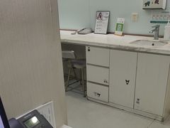 -登特口腔医院(鼓楼东街口店)