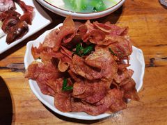 丽江紫洋芋-老滇山寨•云南特色菜•地方菜•民族风情歌舞表演(金碧店)