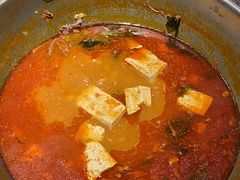 -野山舂·贵州现舂酸汤火锅(鸿通城店)