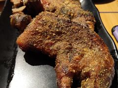 爆烤猪蹄-在老街·淮安大排档·甜麻干煸龙虾·烧烤(河下古镇店)