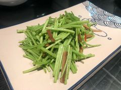 芦蒿炒茶干-苏帮袁Sue Cuisine(将台店)