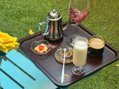 -月亮眼花园餐厅书吧酒吧