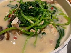 -沅江水·湖南家宴(南村万博长隆商圈店)