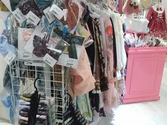 -甜镜物语 LOLITA·汉服·JK制服三坑生活馆(滨江道店)