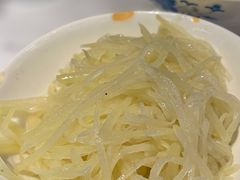 清炒土豆丝-老长沙龙虾馆·聚会餐厅(白石洲店)