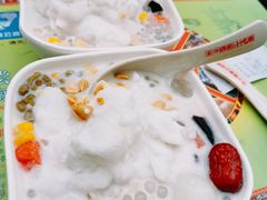 -海口骑楼小吃街