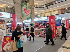 -梅龙镇广场
