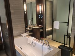 -西双版纳融创皇冠假日度假酒店