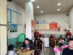 -眼镜肥肠店(振兴街店)