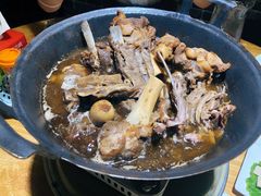 -茸梅路右拐龙虾-农家菜(松江店)