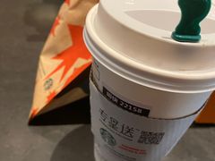 -星巴克(杭州湖滨银泰E区店)