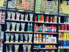 -三原色美术用品专营店(亿达新世界店)