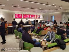 大堂-星巴克臻选(北京银泰店)