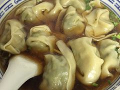 菜肉馄饨-古徽州馄饨店(宝安路店)