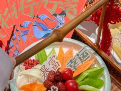 -黄记煌三汁焖锅(新佳丽江汉路店)