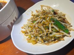 -魏铭鱼头捞饭(晋阳路店)