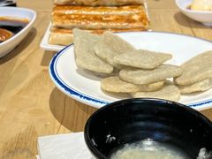 炸灌肠-左邻右舍褡裢火烧(石榴园店)