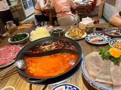 -旧街市鲜货老火锅(大光路店)