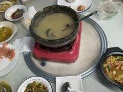 -墨脱石锅椰子鸡•海鲜糟粕醋(榆亚路店)