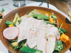 牛油果鸡胸肉沙拉-农畉LONFOOD(福田星河COCOPark店)